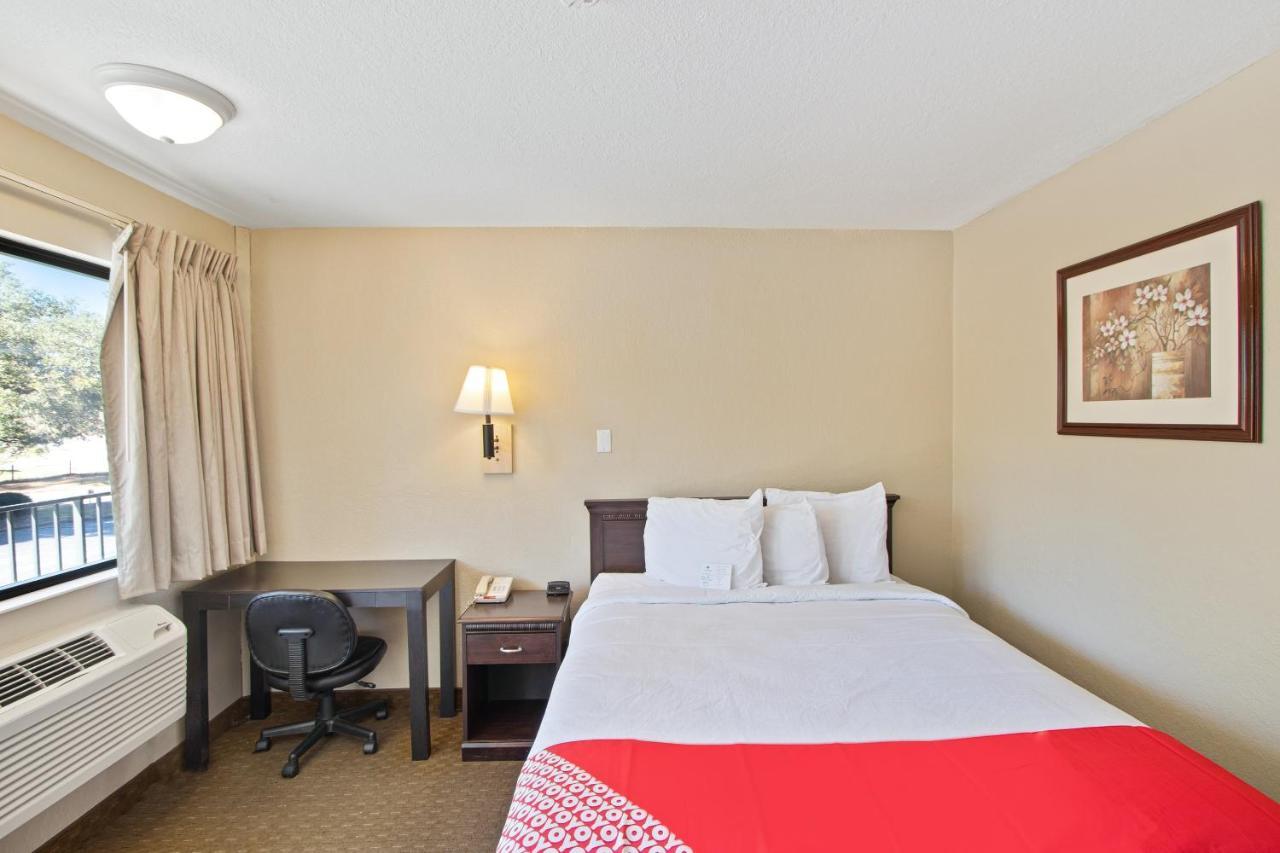Capital O Hotel Richmond Hill/Savannah Area I-95 Экстерьер фото