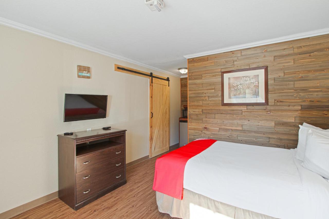 Capital O Hotel Richmond Hill/Savannah Area I-95 Экстерьер фото